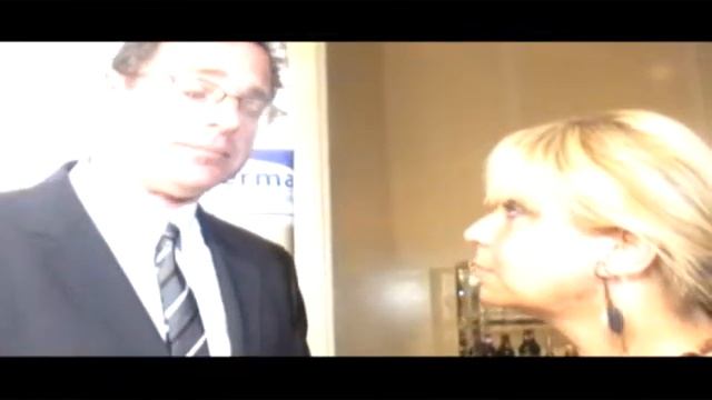 TINA GREY FROM RED CARPET DRIVE INTERVIEWS BOB SAGET AT SCLERODERMA RESEARCH FOUNDATION BENEFIT смотреть онлайн