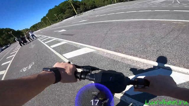 Электросамокат Velocifero Ecomad - городской помощник! Обзор, тест-драйв, замер максималки, разбор. смотреть онлайн