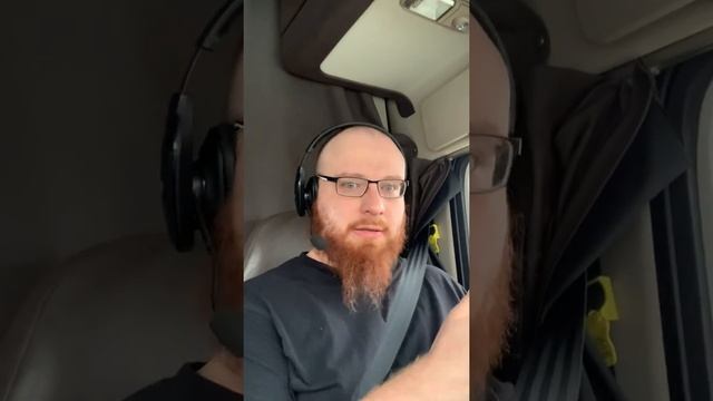 У Нас Президент Обосрался. смотреть онлайн