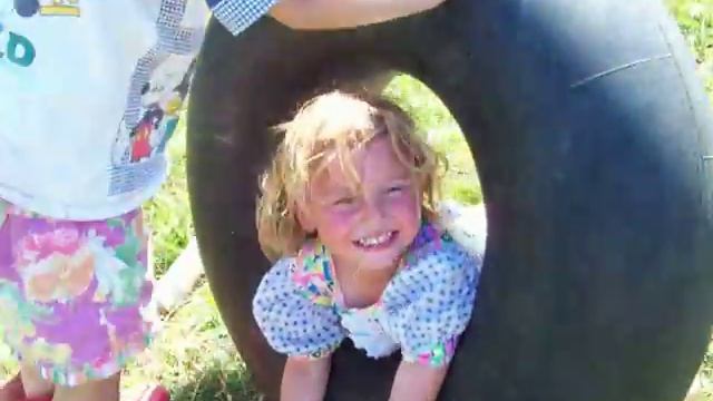 в деревне 2009 смотреть онлайн