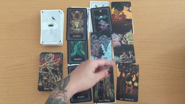 Amelia Earhart Tarot Reading смотреть онлайн