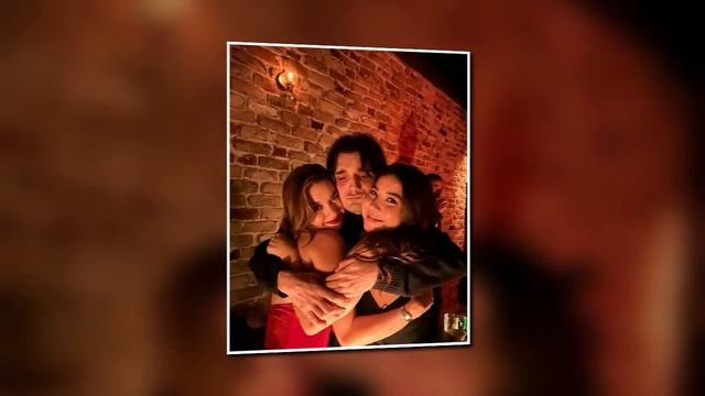 ¡LA INVITACIÓN DE BODA DE AFRA SARACOGLU CON MERT RAMAZAN DEMIR FUE MUY SORPRENDENTE! смотреть онлайн