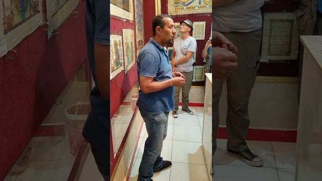 How Papyrus is Made [and sold] In Egypt смотреть онлайн