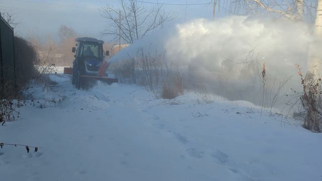 Трактор Русич 504. Снегоротор на гидроприводе14.02.25 (очередное испытание)