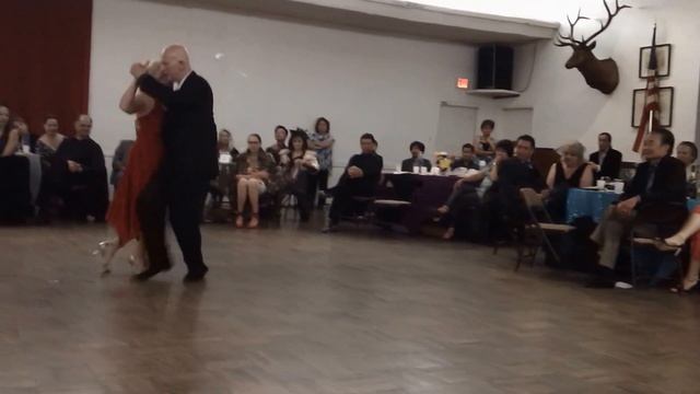 Bill (La Pantera) & Anna Froud UK - Performance at Milonga "El Rincon" Downey, California смотреть онлайн