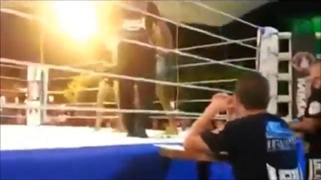 WFT Wander Reis - Wilson Pro Fight Maresias смотреть онлайн
