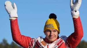 «Трамп разрешил»: догнать Большунова в Италии не смог даже снегоход