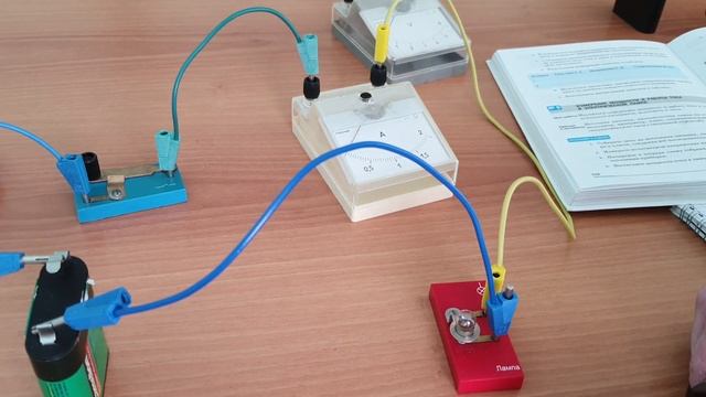 Лабораторная работа №8 по физике 8 класс Измерение мощности и работы тока в электрической лампе смотреть онлайн