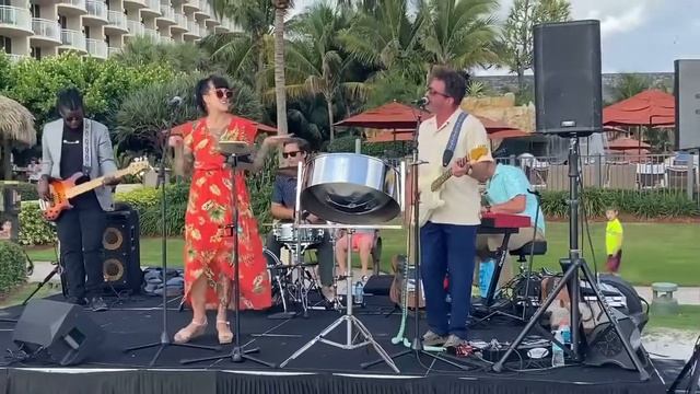 Nautilus - Live on the beach! смотреть онлайн