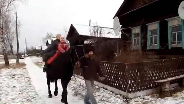 12.11.2017 дети на лошади смотреть онлайн