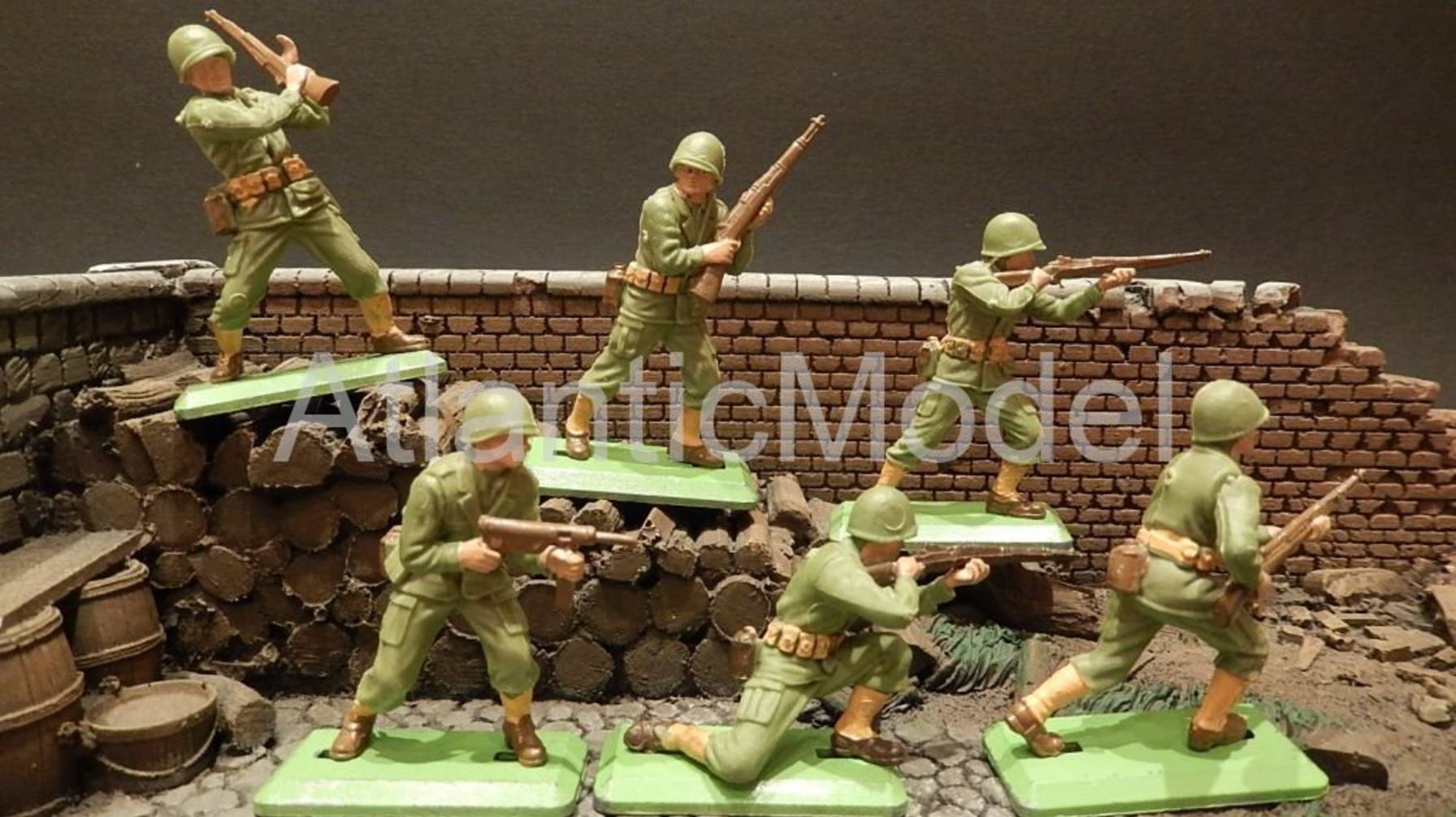 солдатики Britains Американская морская пехота 6 фигур 6 поз №2 1971 смотреть онлайн