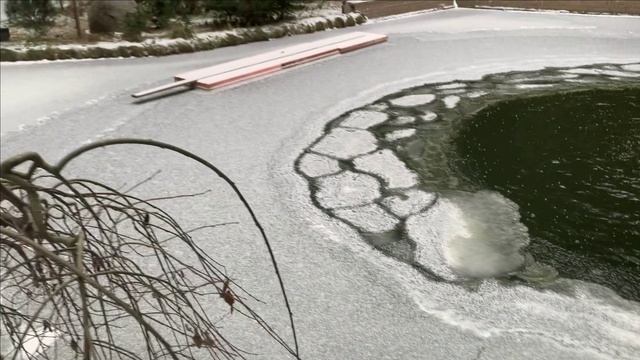 Пруд текущее.Подморозило смотреть онлайн