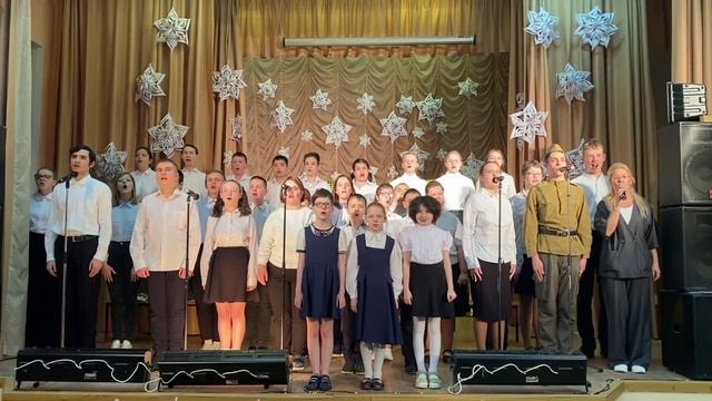 Песня "Солдат молоденький" Школа №108 смотреть онлайн