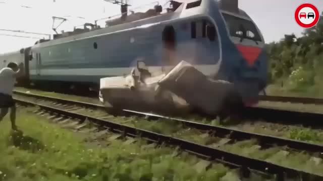 ОСОБО ЖЕСТКИЕ АВАРИИ НА ДОРОГАХ МИРА. смотреть онлайн