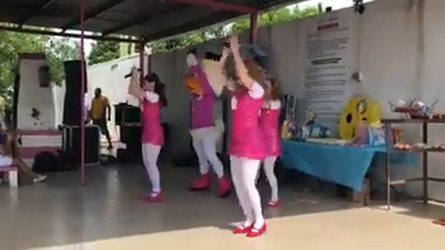 Marina, Elizabeth y Ana Celia de muñequitas del milenio смотреть онлайн