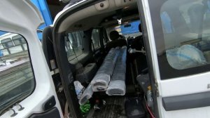 Строю гостевой дом под сдачу! Сделал забор из штакетника своими руками