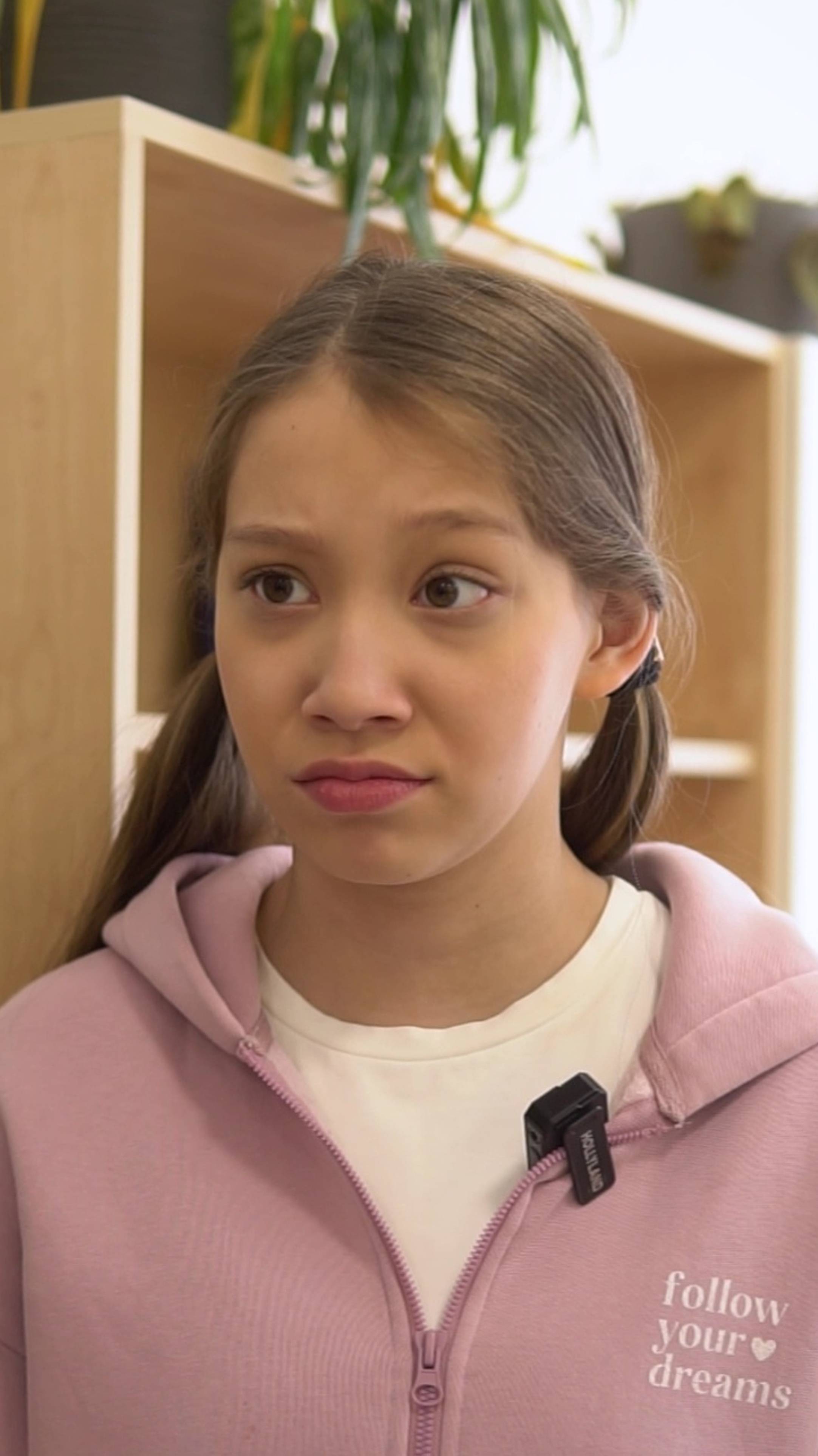 Учитель разбила чужой айфон #pov #povstory #vikazang смотреть онлайн