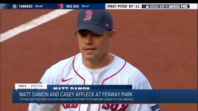 Matt Damon & Casey Affleck at the Sox game смотреть онлайн
