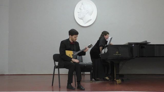 А.Цыганков "Шабаш" и Е.Подгайц 2 части из концерта "Причуды" Исп. Юрий Шишков (балалайка) смотреть онлайн