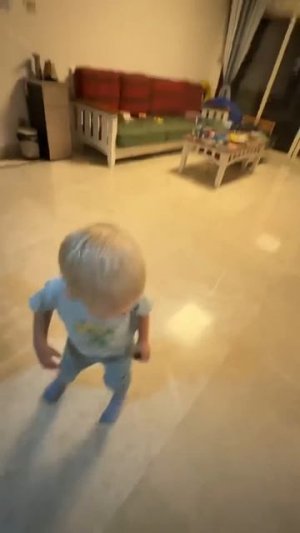 Что За ПЕСНЯ? What SONG is this?!