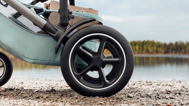 Универсальная коляска Britax Roemer SMILE 5Z смотреть онлайн