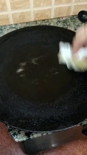 How to make a normal pan(scratched nonstick) non stick || #shorts смотреть онлайн