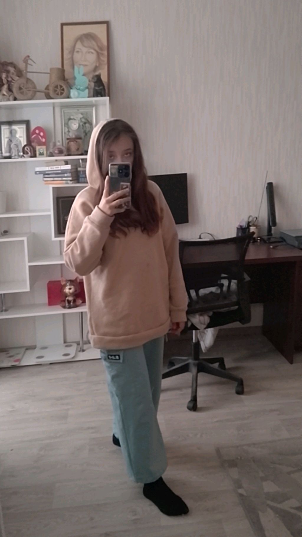 что-то смотреть онлайн