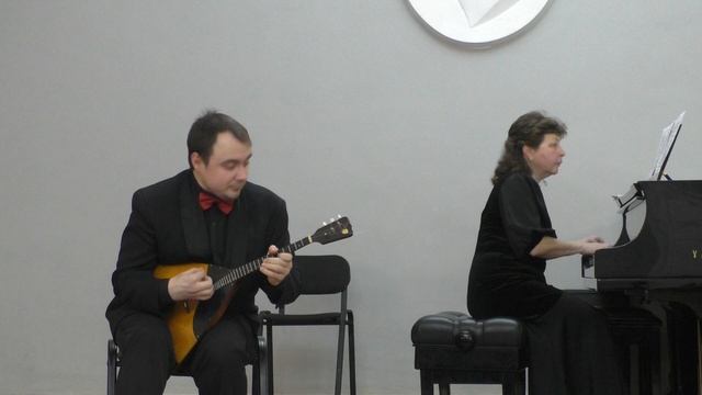 Ф. Шарифуллин Вариации на тему татарской песни "На заре" Исп. Дмитрий Жердев (балалайка) смотреть онлайн