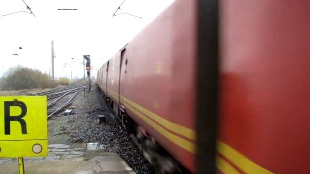 Royal Mail Class 325 EMU's with 2-tone horn 26/11/07 смотреть онлайн