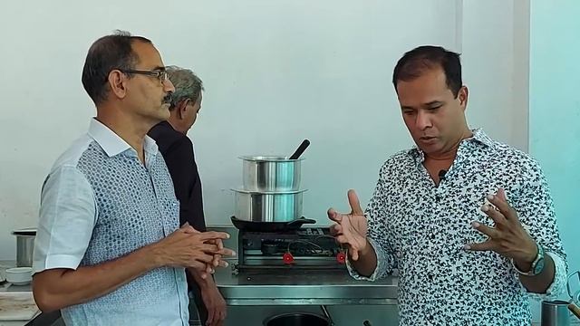 ഒരു കിലോ അരി + ഒരു കിലോ ഇറച്ചി = നല്ല മൂസാസ് ബിരിയാണി || AGAMI смотреть онлайн