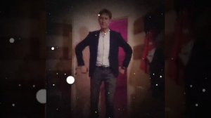 Полина и Дима целуются Мем ШГШ