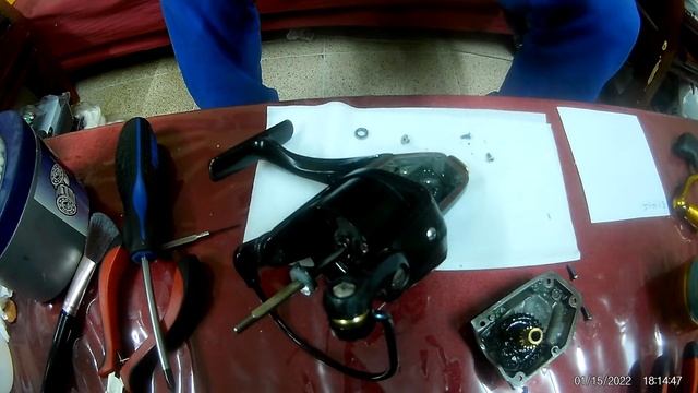 PENN SPINFISHER V 4500 Disassemble Part2/4 смотреть онлайн