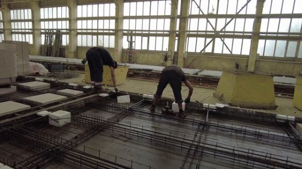 Тестируем Вязальный пистолет MAX RB441T для арматуры на заводе ЖБИ! 271 узел с одной катушки!