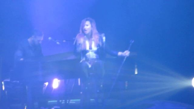 "Nightingale" - Demi Lovato - Neon Lights Tour - Anaheim, CA - 02/13/14 - HD смотреть онлайн