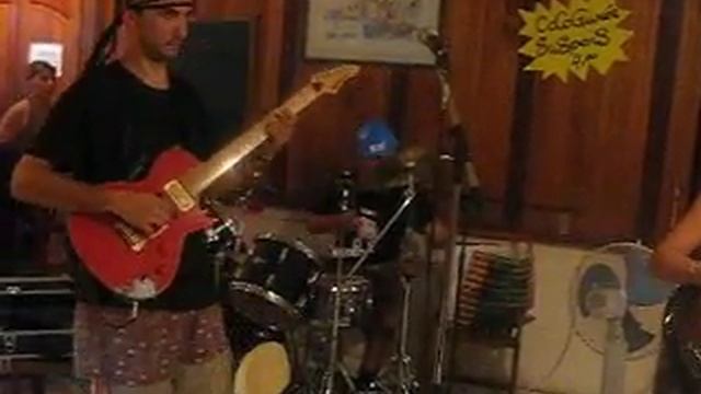 Les cafards font du bruit "Santeria" смотреть онлайн