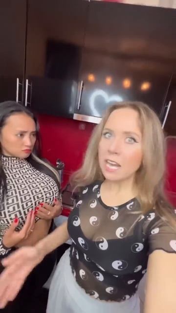 У кого больше🤣? смотреть онлайн