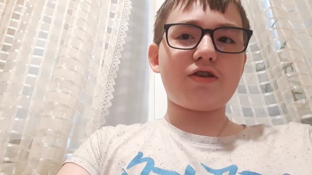 скажите или пишите в камментах снимать мне обзор на микрофон или колонке ну или наушниках снимать смотреть онлайн