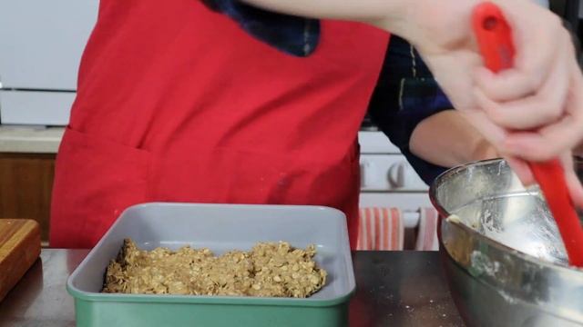 Classic Date Squares | Canadiana смотреть онлайн