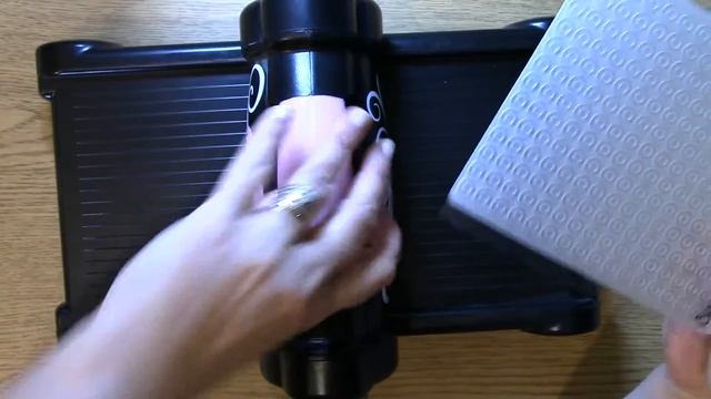 #1 Go Green! Embossing Upcycled Packaging Materials - Mondays with Melissa смотреть онлайн