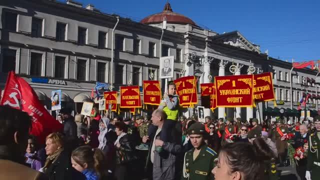 9 мая 2016. Невский проспект, "Бессмертный полк" смотреть онлайн