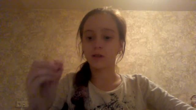 5 пранков с карандашами. Существуют съедобные невидимые и летающие карандаши😮😮😲 смотреть онлайн