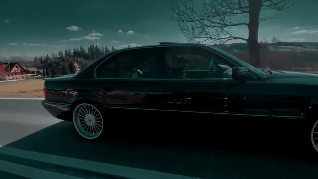 South Drive _ BMW 740i E38  _ 4k (1080p)