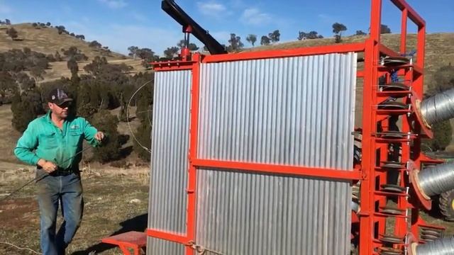 Feral Fencing | Mini Dingo Fencing Machine In Action Hilly Country смотреть онлайн