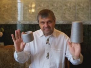 Вязание спицами (кофта женская на пуговицах).   mp4