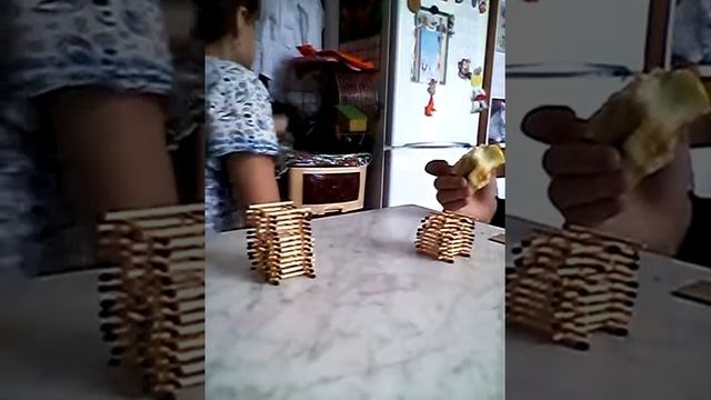 Строим домики из спичек!!! смотреть онлайн