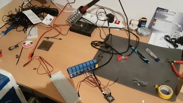2016-12-21 Wemos D1 mini a 8-relay modul смотреть онлайн