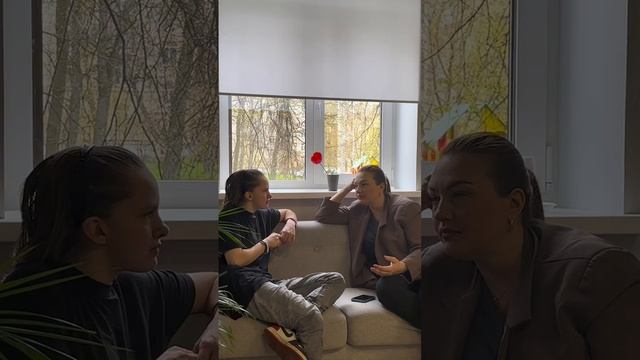 Как начать жить после детского дома? Лена смогла начать , подняться после паданий , поставить цели. смотреть онлайн