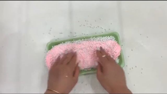 Слайм из клея и геля для бритья с шариками.  Slime