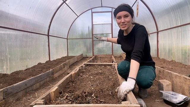 Приствольный круг с пионами и лилейником. Пересаживаю тюльпаны. Дачный выходной смотреть онлайн