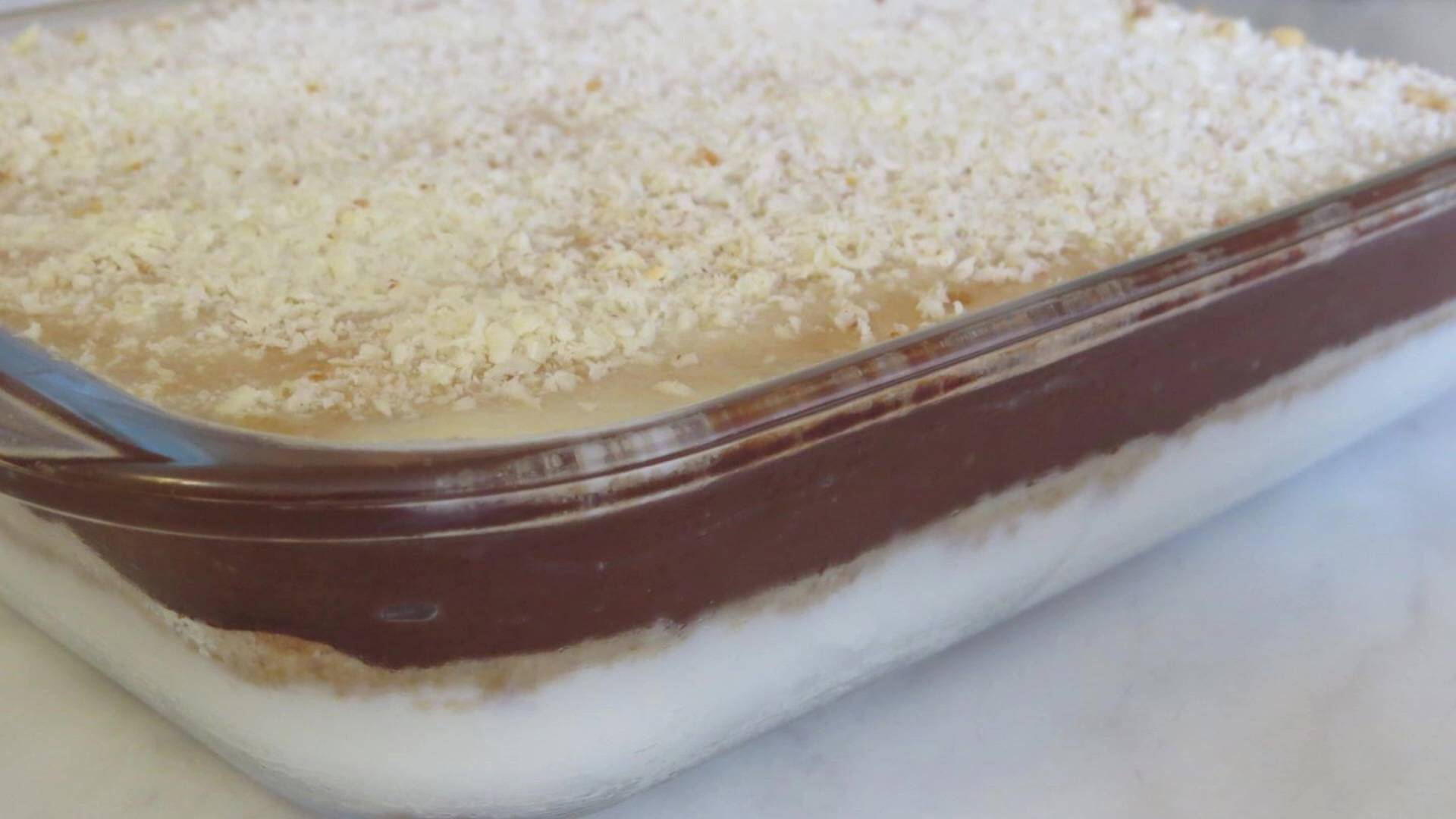 Торт ДЕНЬ и НОЧЬ. БЕЗ ДУХОВКИ и ПРОСТО. Два Крема, нежные и Вкусные! смотреть онлайн